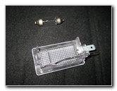 Kia-Soul-Cargo-Area-Light-Bulb-Replacement-Guide-008