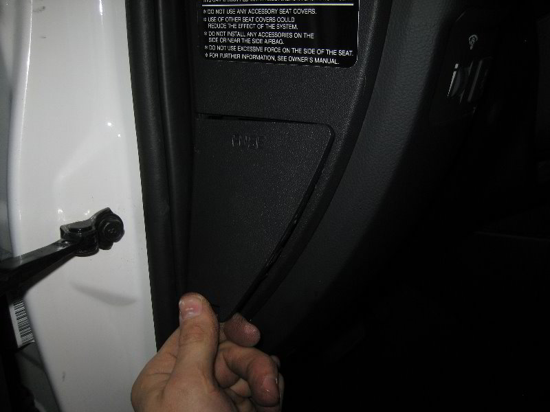 Kia-Soul-Electrical-Fuses-Replacement-Guide-015