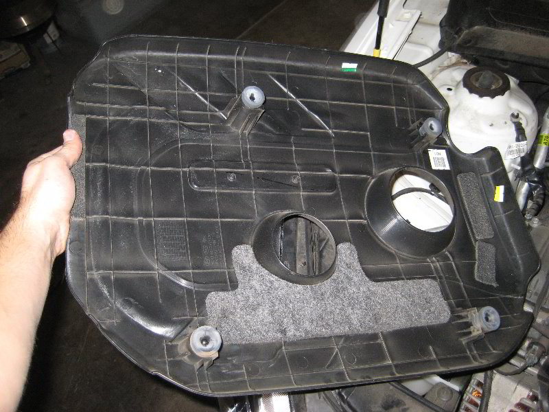 Kia-Soul-Engine-Spark-Plugs-Replacement-Guide-003