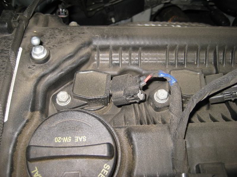 Kia-Soul-Engine-Spark-Plugs-Replacement-Guide-005