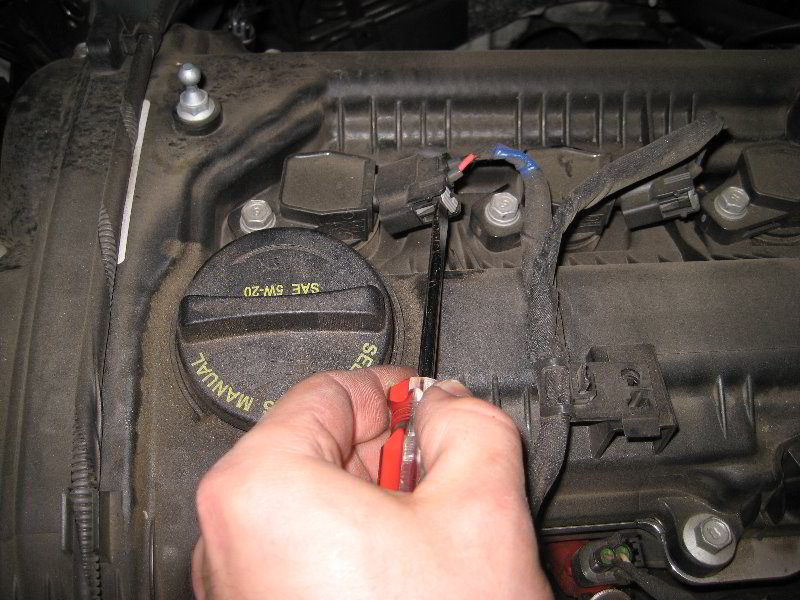 Kia-Soul-Engine-Spark-Plugs-Replacement-Guide-006