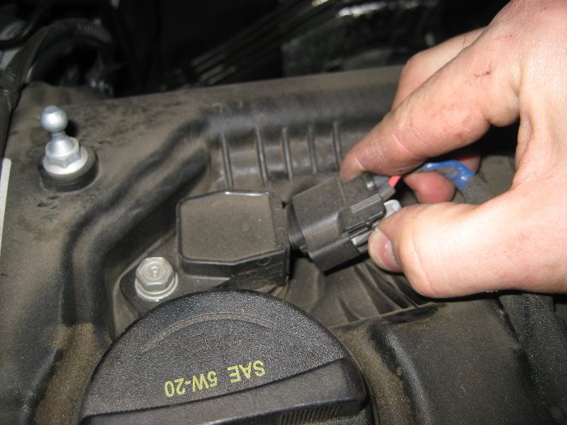 Kia-Soul-Engine-Spark-Plugs-Replacement-Guide-008