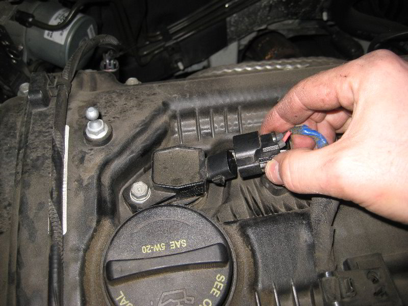 Kia-Soul-Engine-Spark-Plugs-Replacement-Guide-027