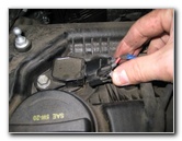 Kia-Soul-Engine-Spark-Plugs-Replacement-Guide-028