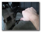 Kia-Soul-Front-Brake-Pads-Replacement-Guide-009