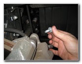 Kia-Soul-Front-Brake-Pads-Replacement-Guide-011