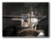 Kia-Soul-Front-Brake-Pads-Replacement-Guide-019