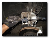 Kia-Soul-Front-Brake-Pads-Replacement-Guide-021