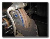 Kia-Soul-Front-Brake-Pads-Replacement-Guide-025