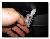 Kia-Soul-Glove-Box-Light-Bulb-Replacement-Guide-006