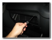 Kia-Soul-HVAC-Cabin-Air-Filter-Replacement-Guide-005