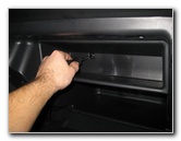 Kia-Soul-HVAC-Cabin-Air-Filter-Replacement-Guide-010