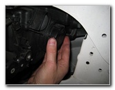 Kia-Soul-Headlight-Bulbs-Replacement-Guide-014