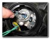 Kia-Soul-Headlight-Bulbs-Replacement-Guide-022