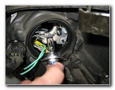 Kia-Soul-Headlight-Bulbs-Replacement-Guide-023