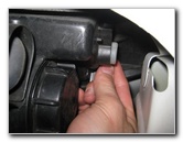 Kia-Soul-Headlight-Bulbs-Replacement-Guide-038