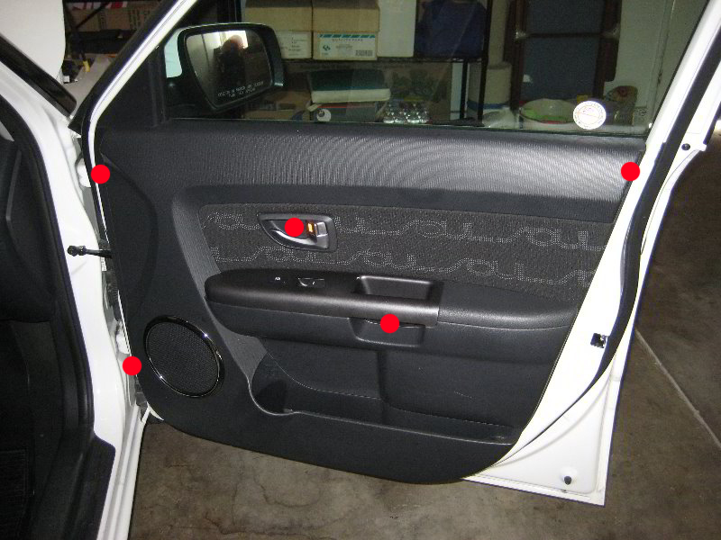 Kia-Soul-Interior-Door-Panel-Removal-Guide-001