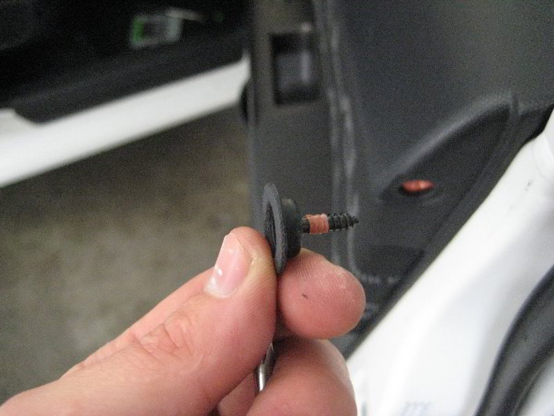 Kia-Soul-Interior-Door-Panel-Removal-Guide-017