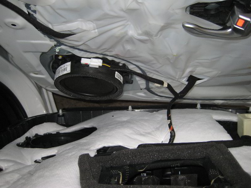 Kia-Soul-Interior-Door-Panel-Removal-Guide-026