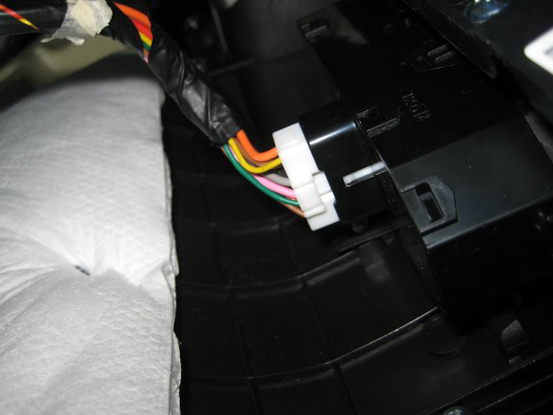 Kia-Soul-Interior-Door-Panel-Removal-Guide-027