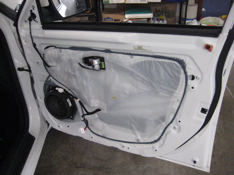 Kia-Soul-Interior-Door-Panel-Removal-Guide-031