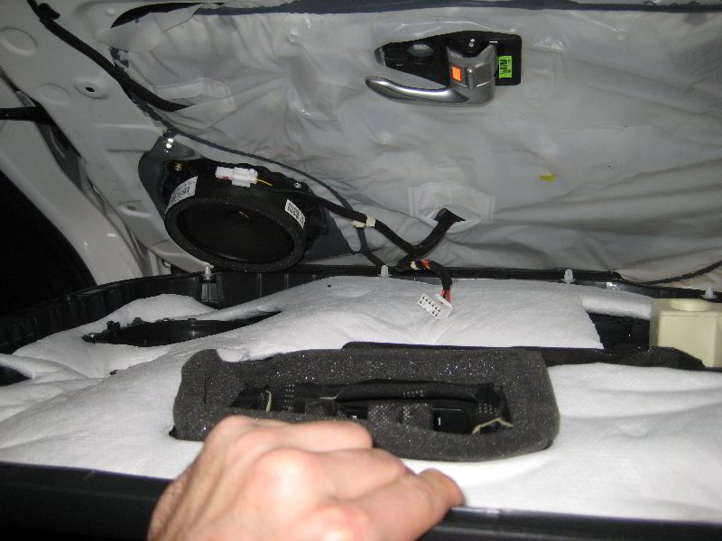 Kia-Soul-Interior-Door-Panel-Removal-Guide-033