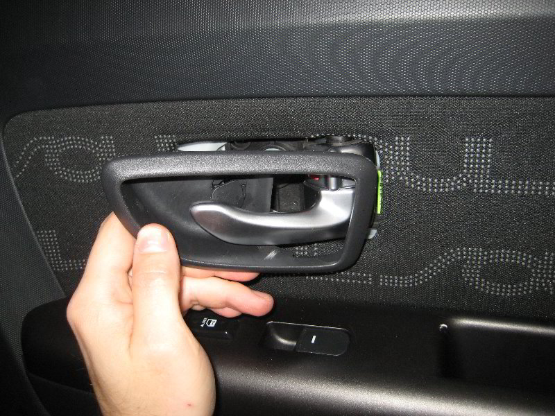 Kia-Soul-Interior-Door-Panel-Removal-Guide-039