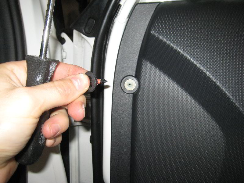 Kia-Soul-Interior-Door-Panel-Removal-Guide-040