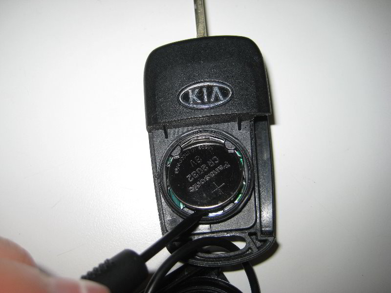 Kia-Soul-Key-Fob-Battery-Replacement-Guide-006