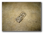 Kia-Soul-License-Plate-Light-Bulbs-Replacement-Guide-009