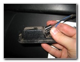 Kia-Soul-License-Plate-Light-Bulbs-Replacement-Guide-012