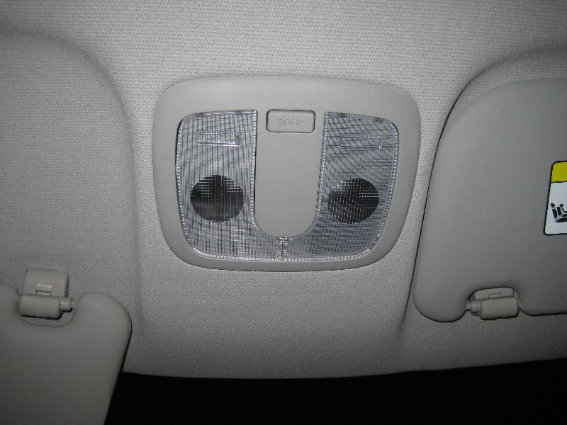 Kia-Soul-Map-Light-Bulbs-Replacement-Guide-001