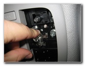 Kia-Soul-Map-Light-Bulbs-Replacement-Guide-008