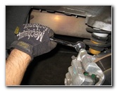 Kia-Soul-Rear-Disc-Brake-Pads-Replacement-Guide-028