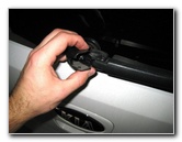 Kia-Soul-Rear-Window-Wiper-Blade-Replacement-Guide-004