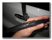 Kia-Soul-Rear-Window-Wiper-Blade-Replacement-Guide-009