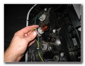 Kia-Soul-Tail-Light-Bulbs-Replacement-Guide-021