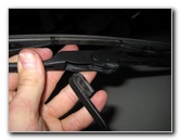 Kia-Soul-Windshield-Wiper-Blades-Replacement-Guide-010