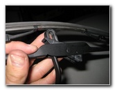 Kia-Soul-Windshield-Wiper-Blades-Replacement-Guide-011
