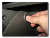 Kia-Sportage-Cabin-Air-Filter-Replacement-Guide-008