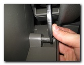 Kia-Sportage-Cabin-Air-Filter-Replacement-Guide-026