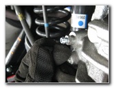Kia-Sportage-Rear-Disc-Brake-Pads-Replacement-Guide-033