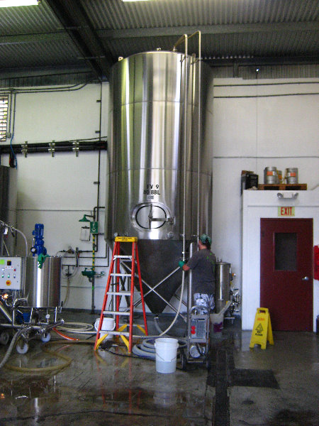 Kona-Brewing-Co-Brewery-Tour-Big-Island-Hawaii-006