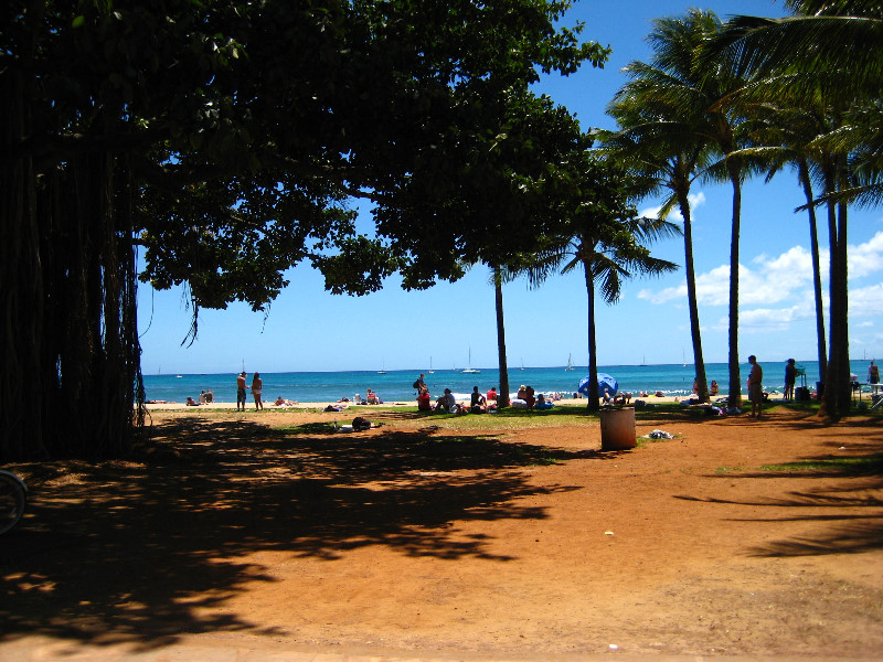 Kuhio-Beach-Park-Waikiki-Beach-Honolulu-Oahu-Hawaii-011