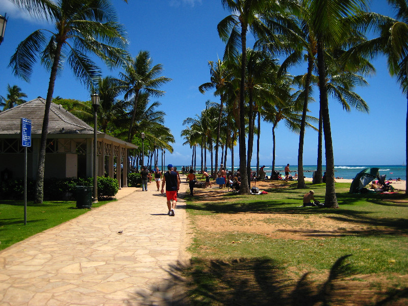 Kuhio-Beach-Park-Waikiki-Beach-Honolulu-Oahu-Hawaii-013