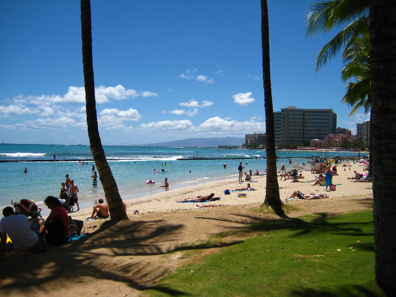 Kuhio-Beach-Park-Waikiki-Beach-Honolulu-Oahu-Hawaii-017