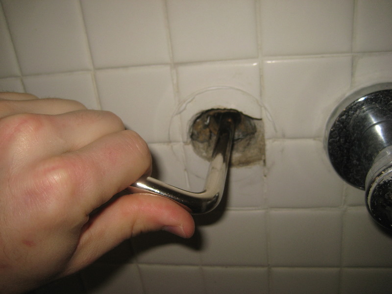 Leaking-Shower-Tub-Faucet-Valve-Stem-Replacement-Guide-032