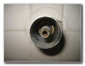 Leaking-Shower-Tub-Faucet-Valve-Stem-Replacement-Guide-018