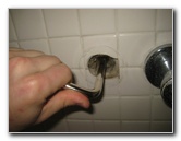 Leaking-Shower-Tub-Faucet-Valve-Stem-Replacement-Guide-032