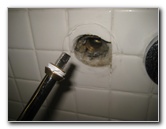Leaking-Shower-Tub-Faucet-Valve-Stem-Replacement-Guide-038